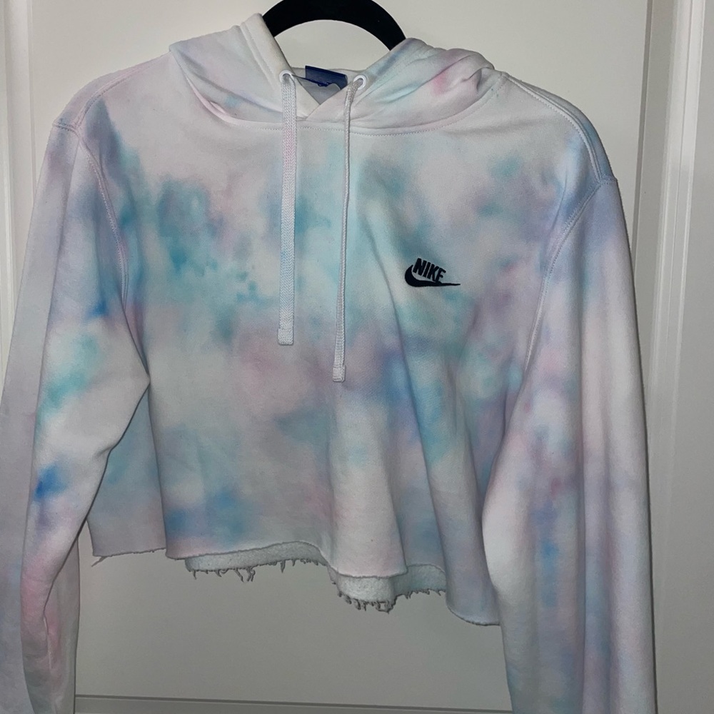 Tie-dye nike cropped hoodie